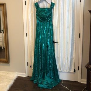 Teal-green sequin off-shoulder formal gown/dress